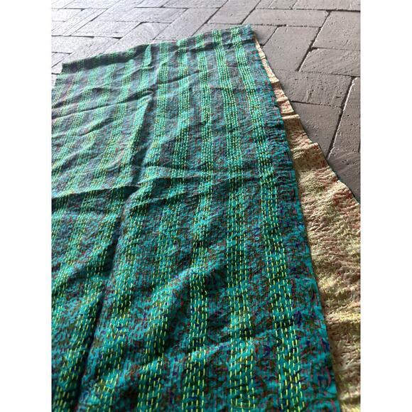 V&A Silk Kantha Scarf Wrap Green NWT - Picture 5 of 6